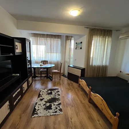 Kasndra Πανσιόν