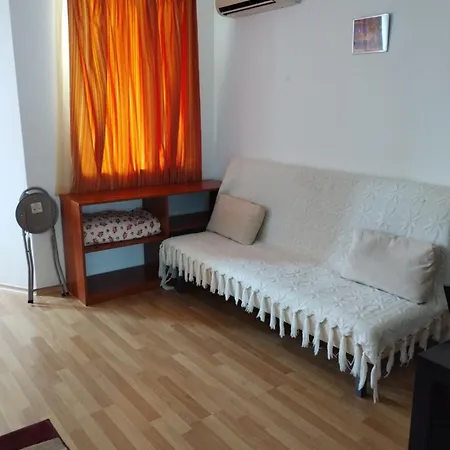 Kasndra Πανσιόν Byala (Varna)