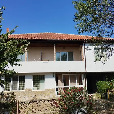 Πανσιόν Kasndra